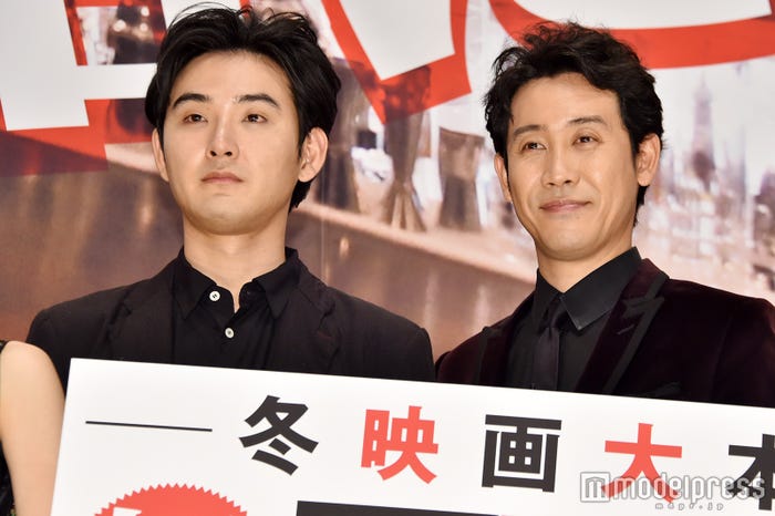 松田龍平、大泉洋(C)モデルプレス