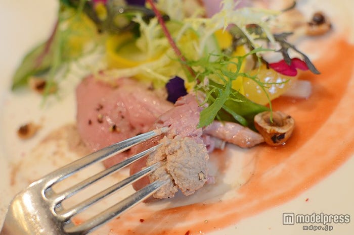 鴨肉は白レバーのリエットと一緒に