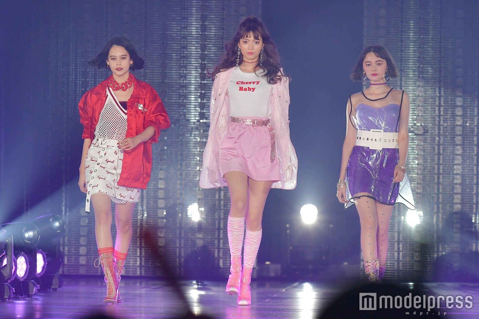 emma、八木アリサ、玉城ティナ （C）モデルプレス