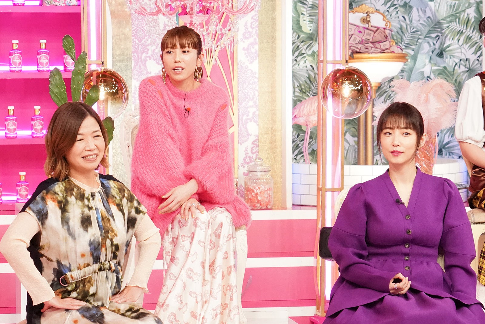 （左から）大久保佳代子、若槻千夏、MEGUMI （C）日本テレビ