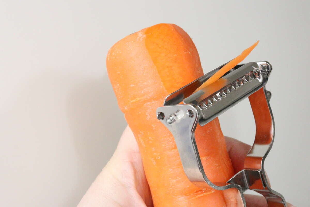 ダイソー オールステンレスピーラー 2way ダイソー オールステンレスピーラー 2way 切れ味