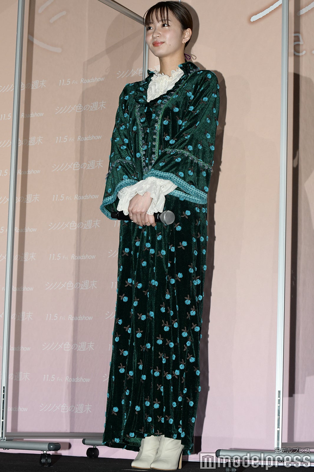 岡崎紗絵（C）モデルプレス