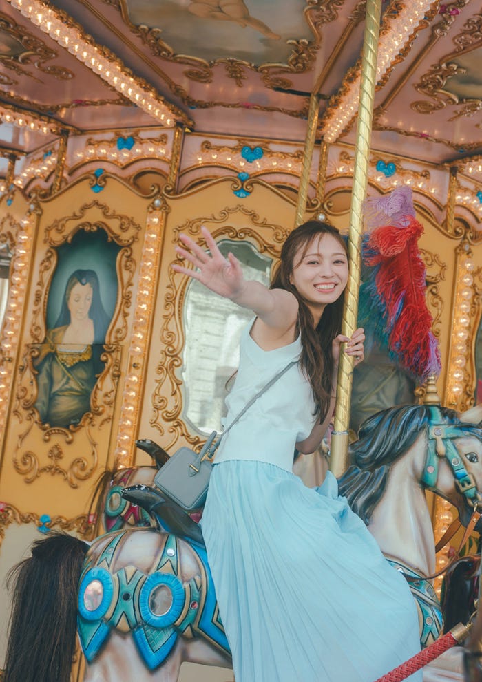 梅澤美波 2nd写真集「透明な覚悟」/撮影:東京祐