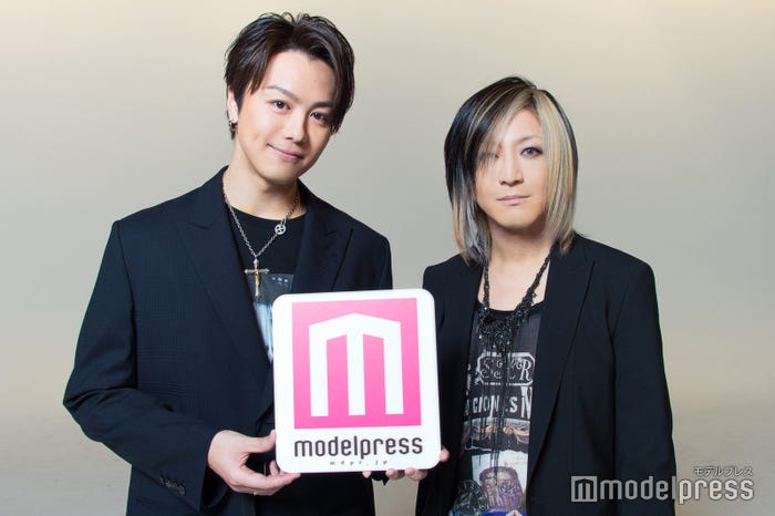TAKAHIRO、HISASHI (C)モデルプレス