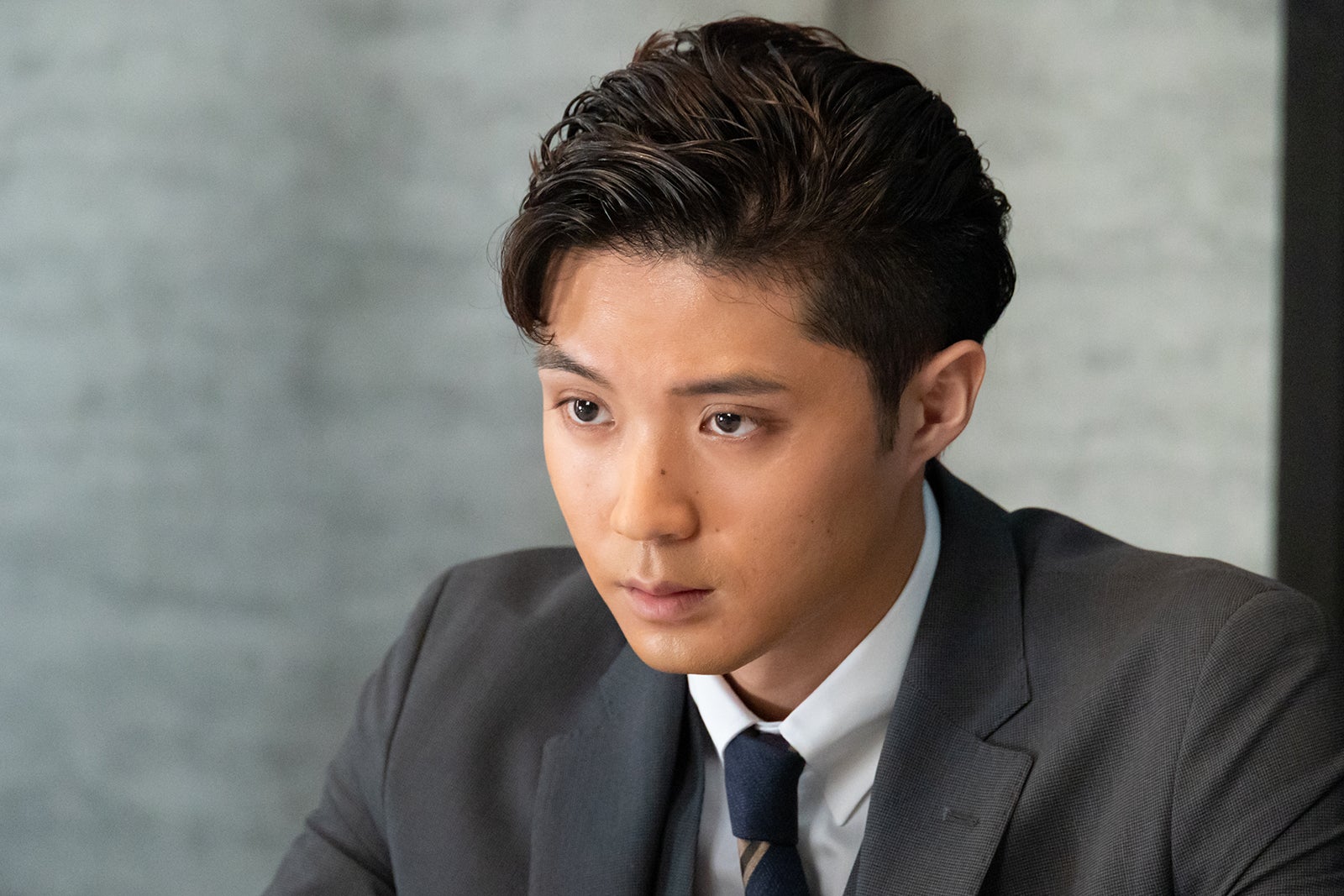 磯村勇斗「ケイジとケンジ、時々ハンジ。」第5話より（C）テレビ朝日