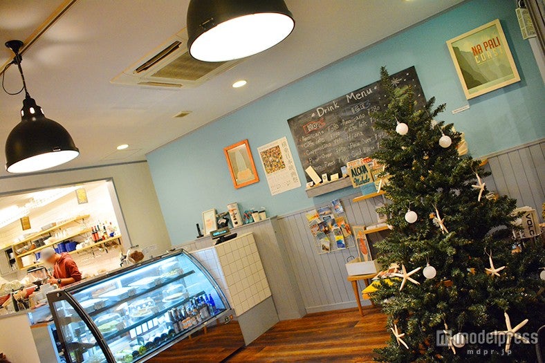 クリスマスムードの店内