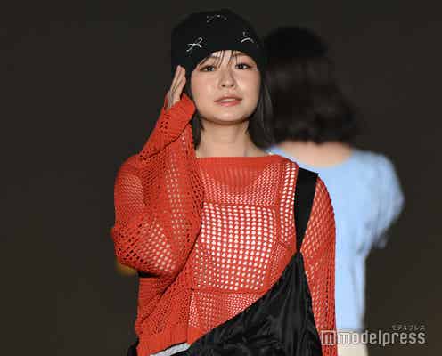 莉子、弾ける笑顔でファンサ 客席にプレゼントも【TGC熊本2024】