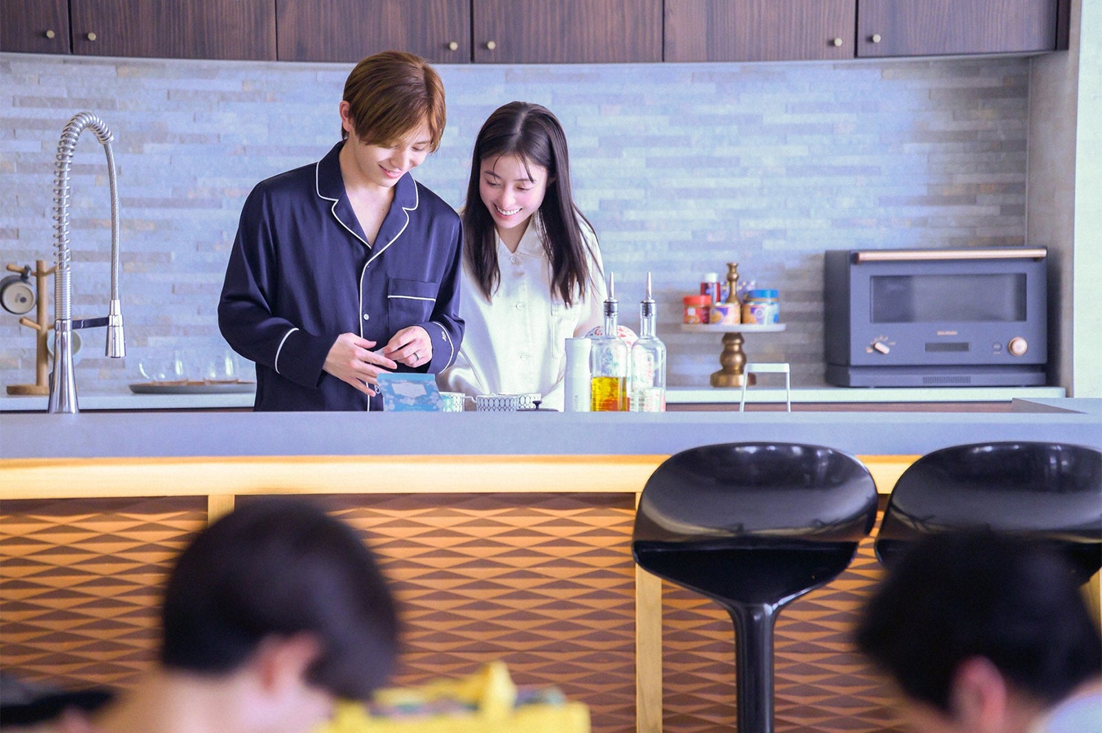 「王様に捧ぐ薬指」山田涼介、“キスをキスで焦らす”胸キュン場面に「神シーン誕生」「最高のイチャイチャ」の声