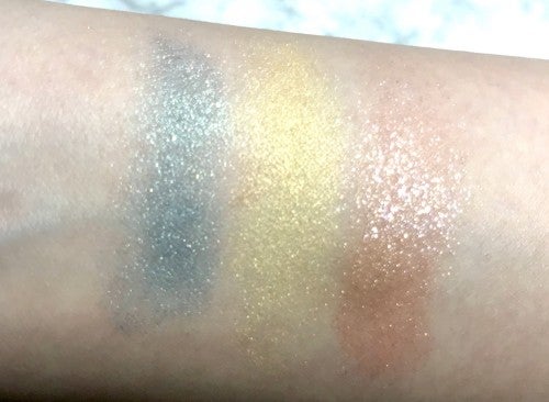 アイカラー プレイフル スウォッチ