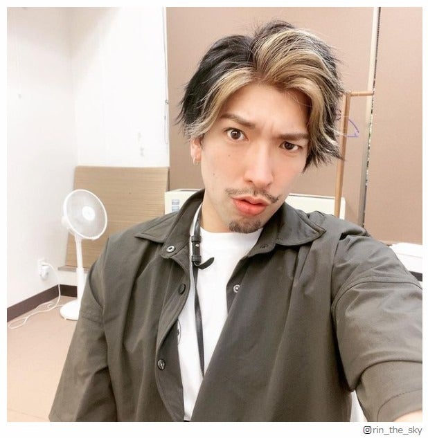 EXITりんたろー。前髪メッシュでイメチェン「ワイルドでかっこいい」「似合ってる」