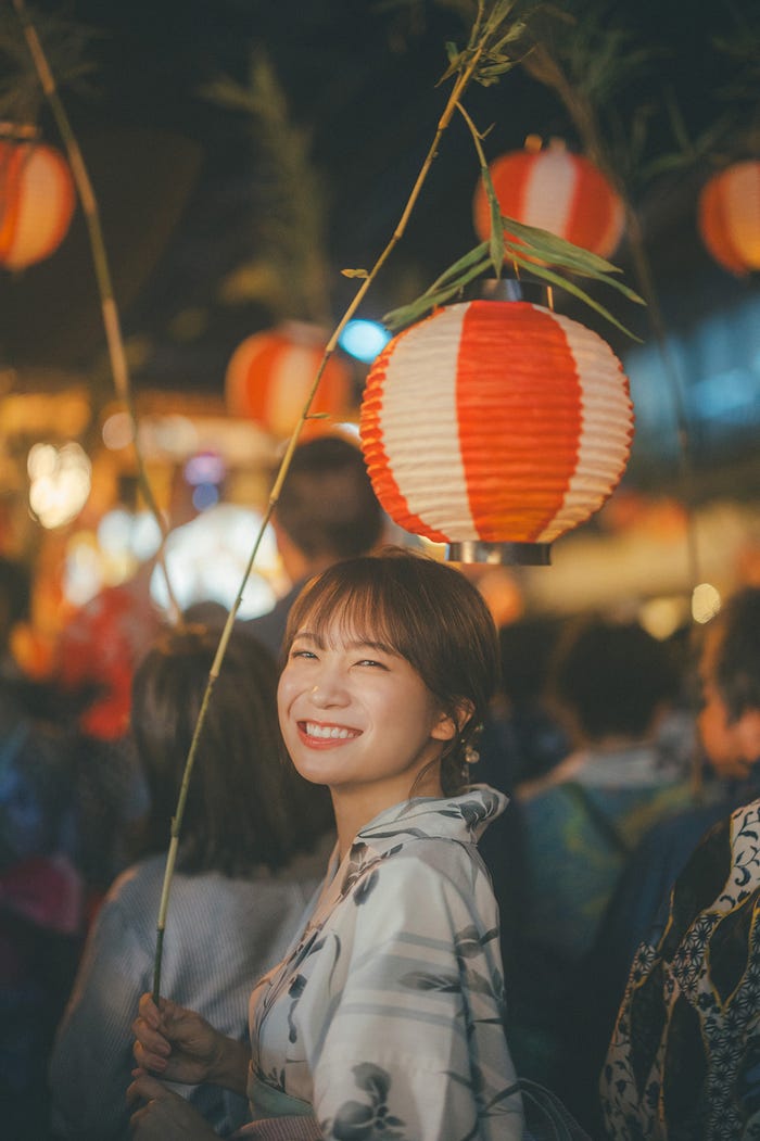 秋元真夏「淡淡」撮影/東京祐