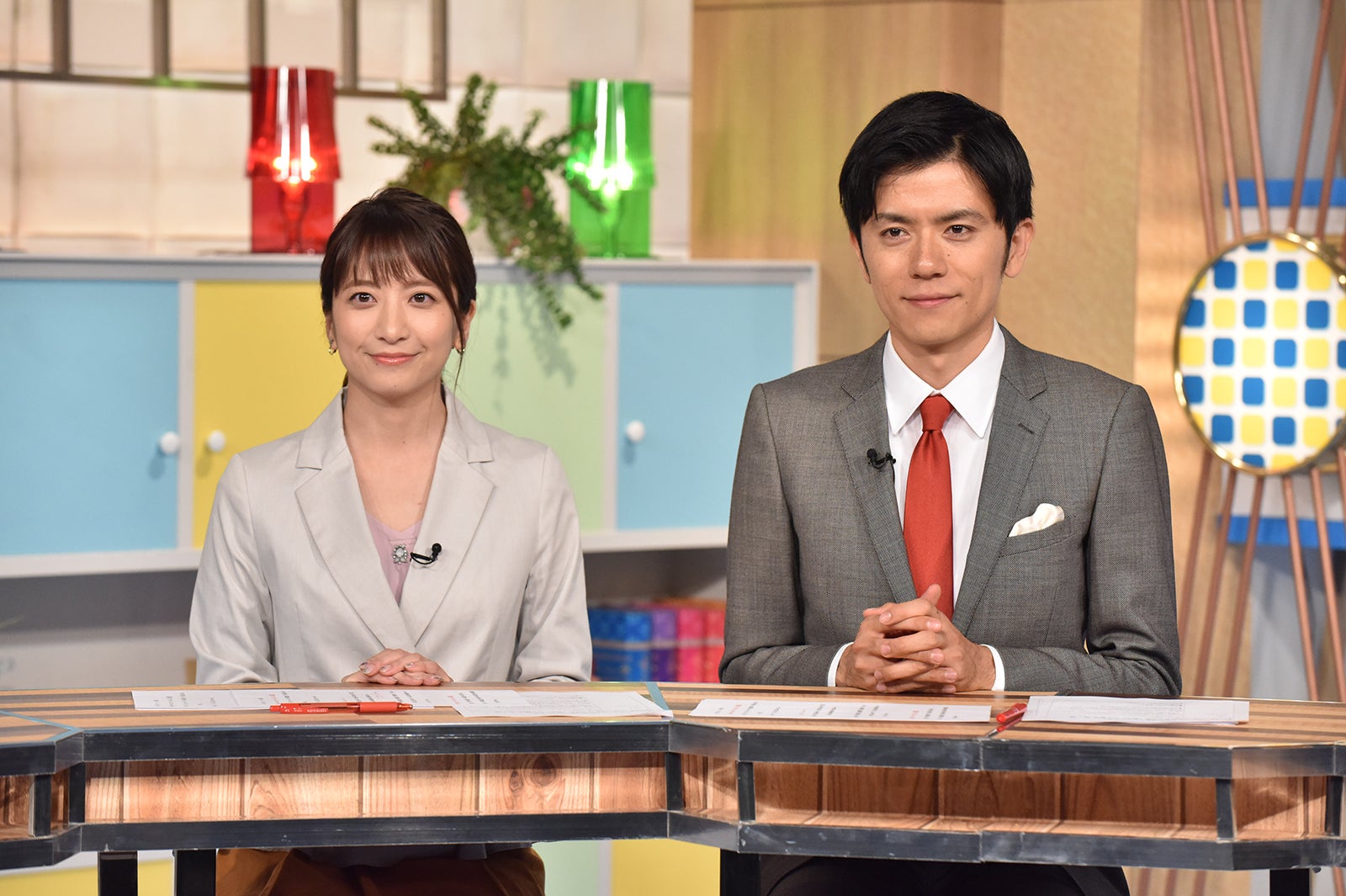 笹崎里菜アナ、青木源太アナ （C）日本テレビ