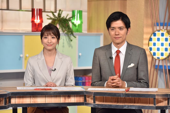 笹崎里菜アナ、青木源太アナ (C)日本テレビ