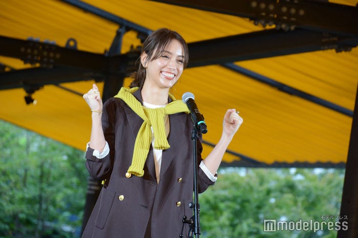 滝沢カレン(C)モデルプレス