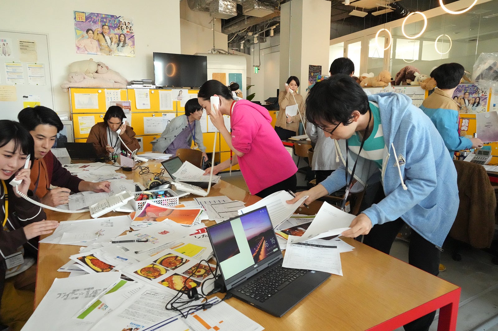  「エルピス―希望、あるいは災い―」第6話より（C）カンテレ