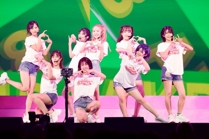 「MX祭り!AKB48 60th Single『久しぶりのリップグロス』発売記念コンサートin武道館2022~リベンジ!新チームお披露目コンサート~」より(C)AKB48