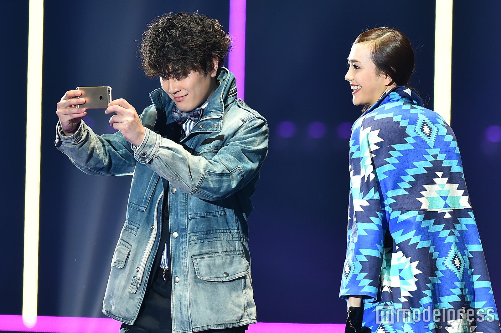 間宮祥太朗、松井愛莉（C）モデルプレス