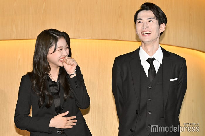 富田鈴花、和田雅成(C)モデルプレス