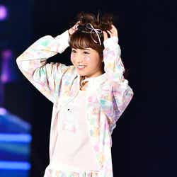 モデルプレス - 初代・日本一かわいい女子高生、初ランウェイにファン熱狂 大舞台堂々こなす<GirlsAward 2016 S/S>