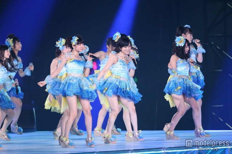 AKB48 2013真夏のドームツアー～まだまだ、やらなきゃいけないことがある～」大阪公演2日目より（C）AKS
