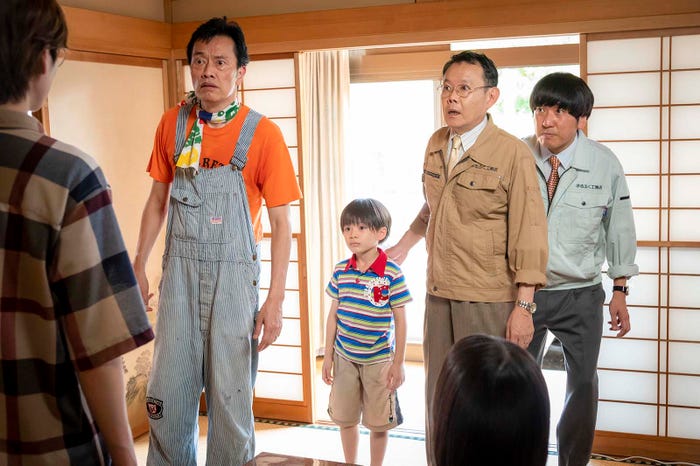 遠藤憲一、岩川晴、近藤芳正、本多力/「魔法のリノベ」第7話より(C)カンテレ