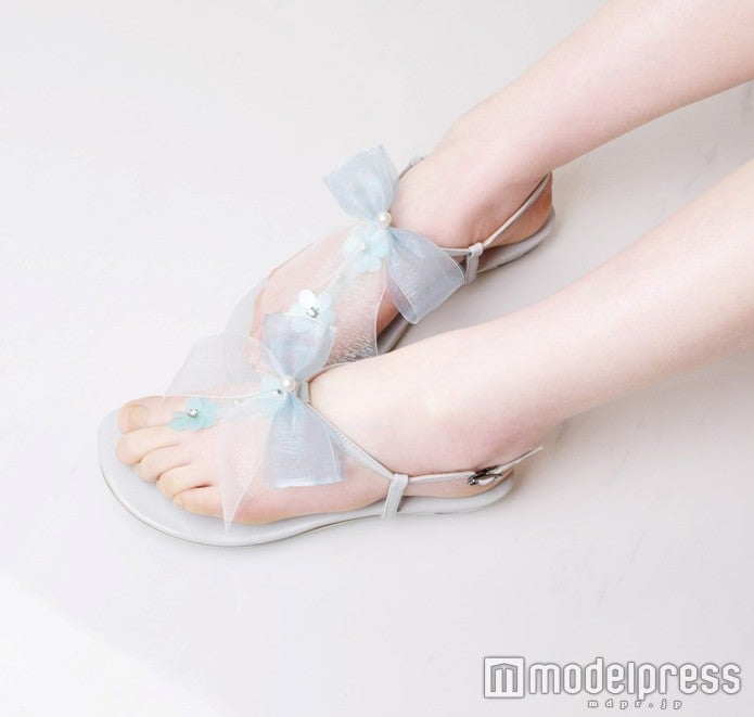 アイスグレー／ブルー