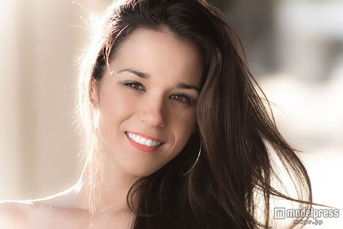 2人一緒だからいつも笑顔で頑張れる/Photo by Robert Bejil Photography