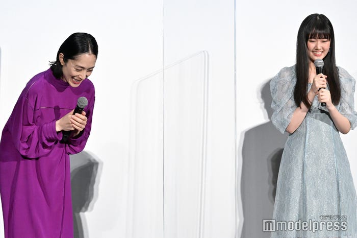 深津絵里、原菜乃華 (C)モデルプレス