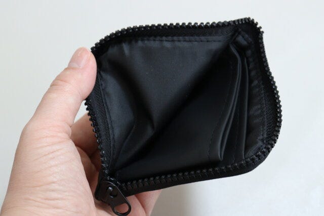 L型財布　デザイン