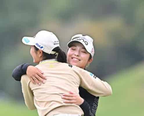 佐久間朱莉がムービングしまくりサタデーで独走 2位と8打差で最終日へ 同組岩井明愛も舌巻く「キレッキレ」