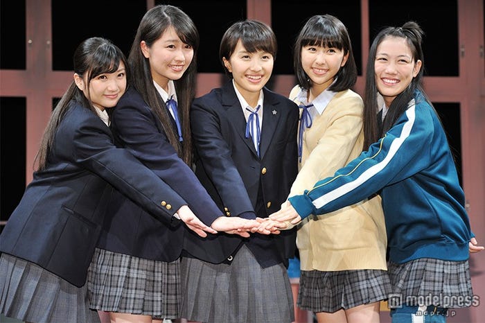 ももいろクローバーZ