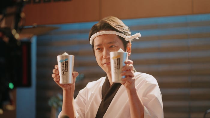 二宮和也/新TVCM「あの大将の酒場」篇メイキングカット(提供写真)