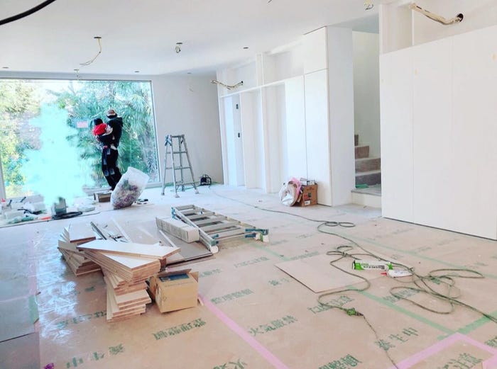 建設中の新居の様子/アレクサンダーオフィシャルブログ(Ameba)より
