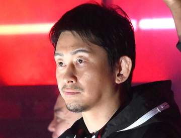 「そろそろ復活させましょう」BD話題“キング・オブ・アウトサイダー”のレジェンドとの2ショットでの投稿に騒然「マジか」「令和版！？」