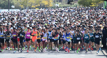 「本当に素晴らしい」“シン・山の神”出場で注目の別大マラソン 40歳ペースメーカーの気遣いに反響 折り返し前に大きく手を挙げ合図「視野の広さと経験値」「天下一品」