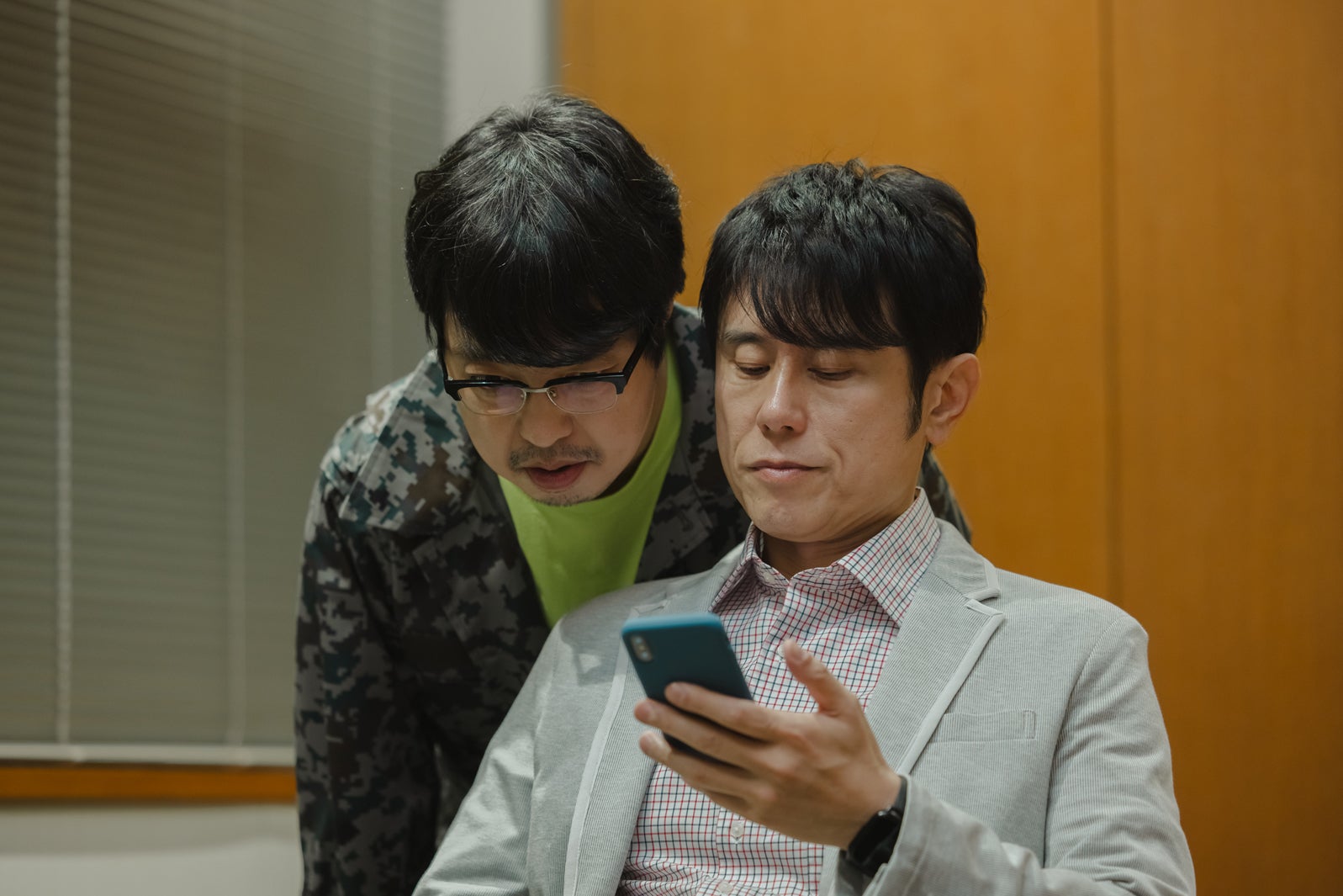 小松利昌、原田泰造「ノンレムの窓 2025・新春」より「よーい、フィクション！」（C）日本テレビ