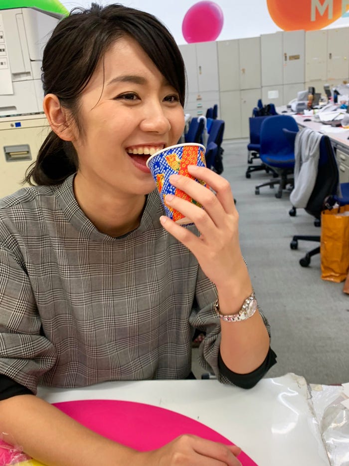 一息つきます/新美有加アナウンサー(提供写真)