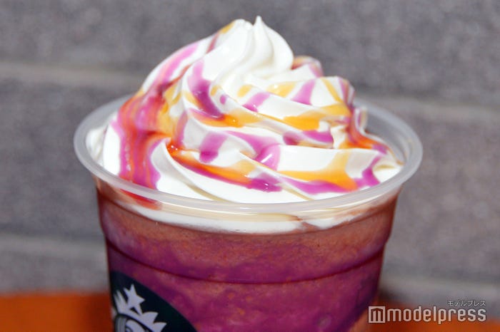 トリート with トリック フラペチーノ(C)モデルプレス