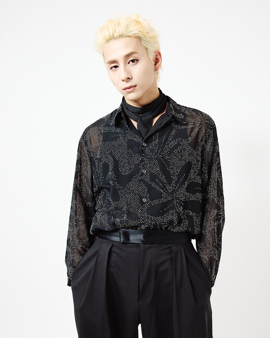 西洸人「エンポリオ アルマーニ24春夏ウィメンズコレクションショー」より（提供写真）