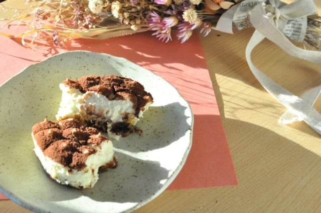 業務スーパーの「ティラミス」全体図