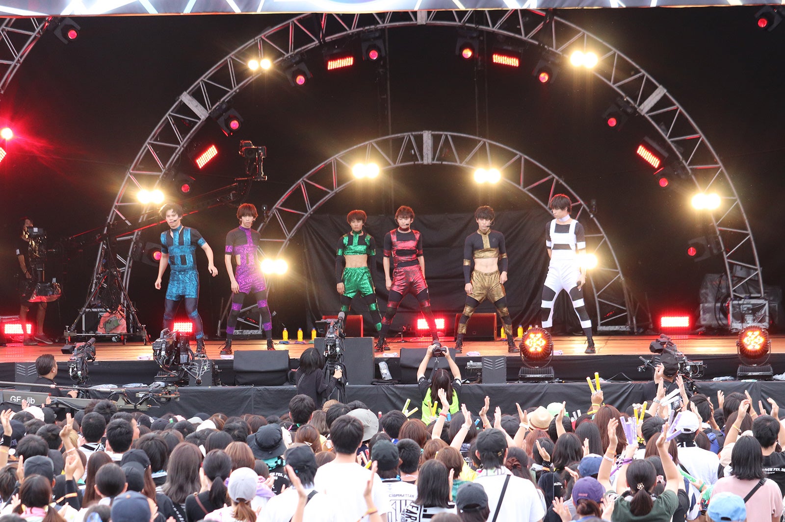 超特急「イナズマロックフェス2018」より（提供画像）