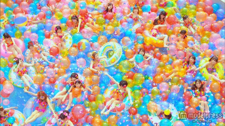 画像8 Akb48 カラフル水着で圧巻ダンス 新曲mv解禁 モデルプレス