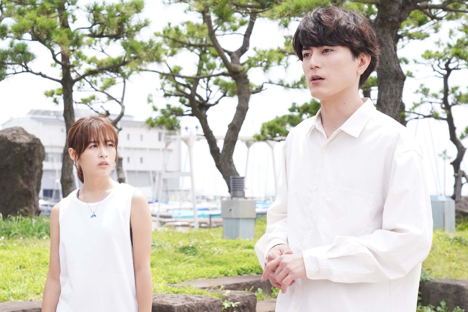 森七菜、間宮祥太朗「真夏のシンデレラ」第3話より（C）フジテレビ