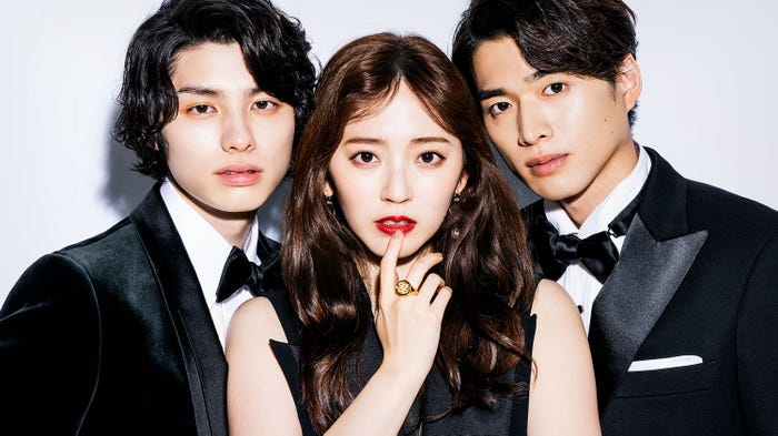 (左から)本田響矢、鈴木愛理、白洲迅(C)AbemaTV, Inc.