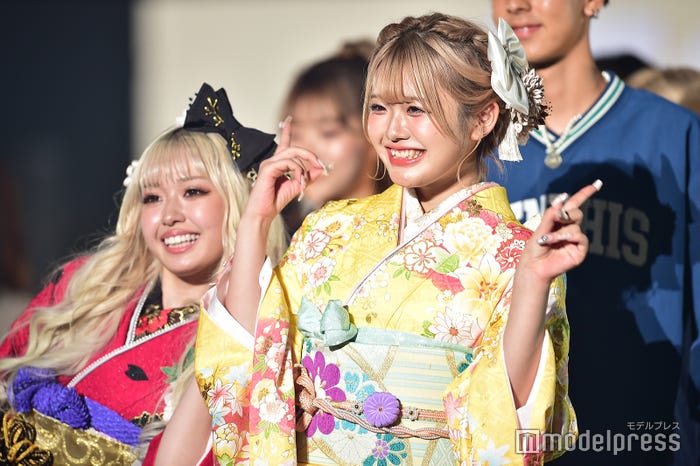 雨宮由乙花、雨宮未苺(C)モデルプレス