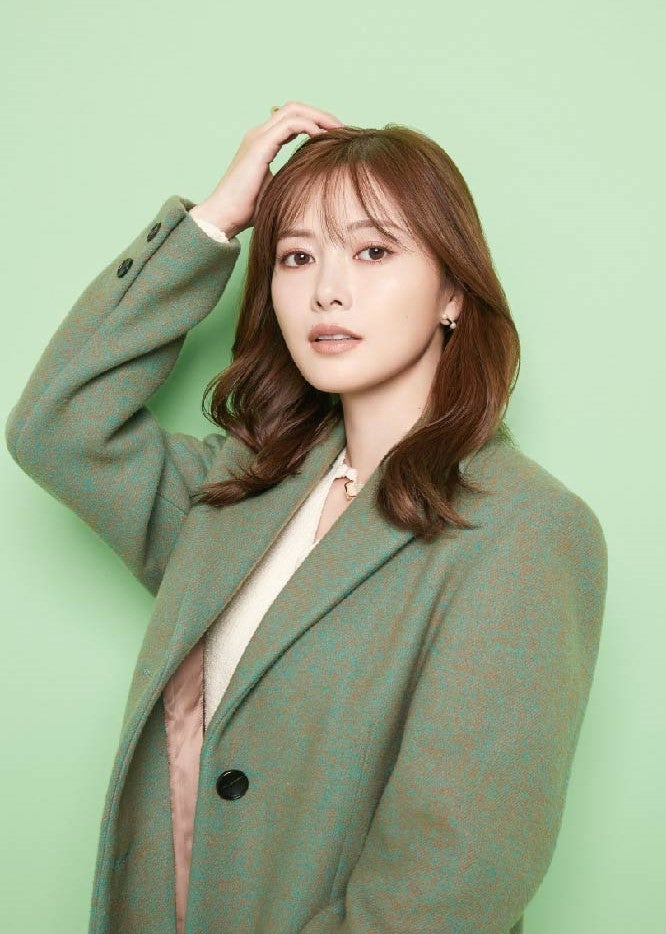 白石麻衣（アザーカット）／撮影：新田桂一