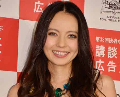 ベッキー、”雑誌読者から愛される著名人”の頂点に君臨