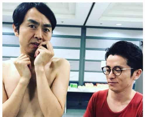 アンガールズ田中、田中みな実の“肘ブラ”披露 藤森慎吾が見守る