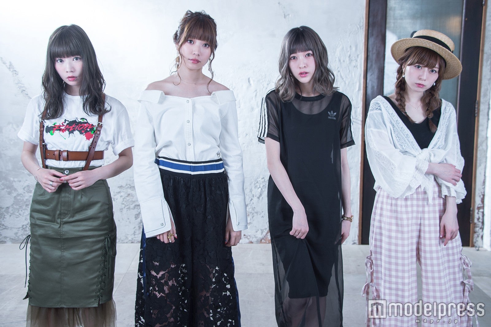 SILENT SIREN（左から）あいにゃん、ひなんちゅ、すぅ、ゆかるん（C）モデルプレス