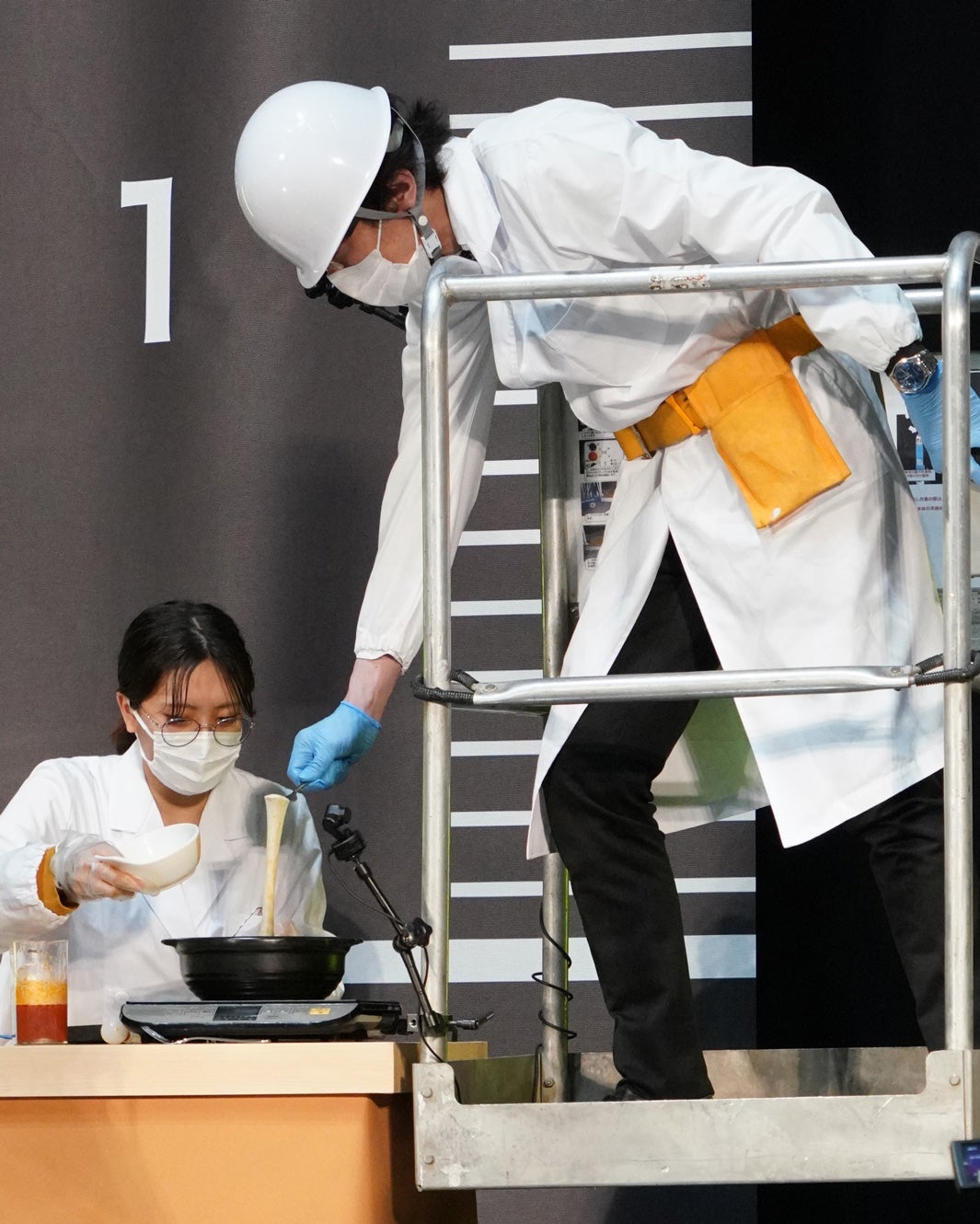 チーズ伸ばし対決（C）日本テレビ